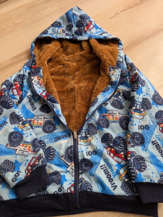 Bluza z kapturem chłopięca 110