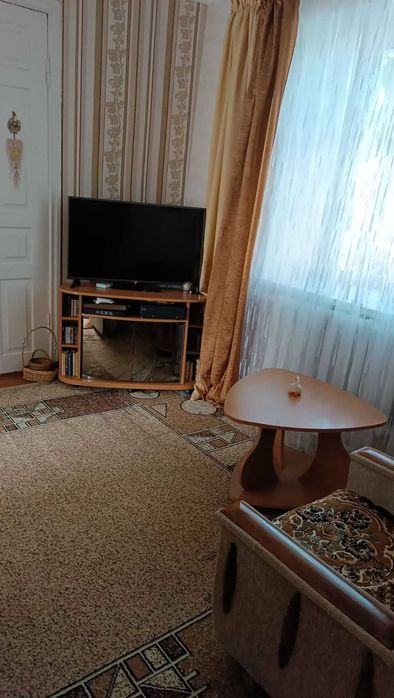 Добротний будинок в центральній частині міста Хорол.