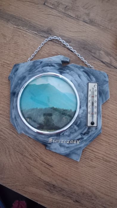 Obrazek z termometrem pokojowym