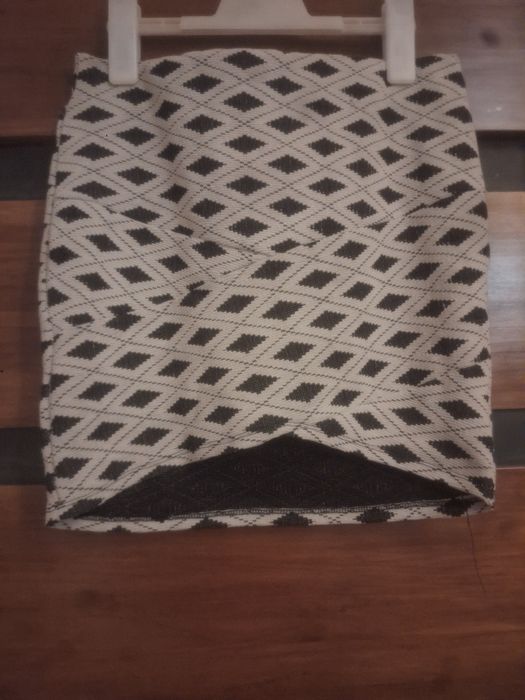 Spódniczka Primark rozm.M,stan bardzo dobry.