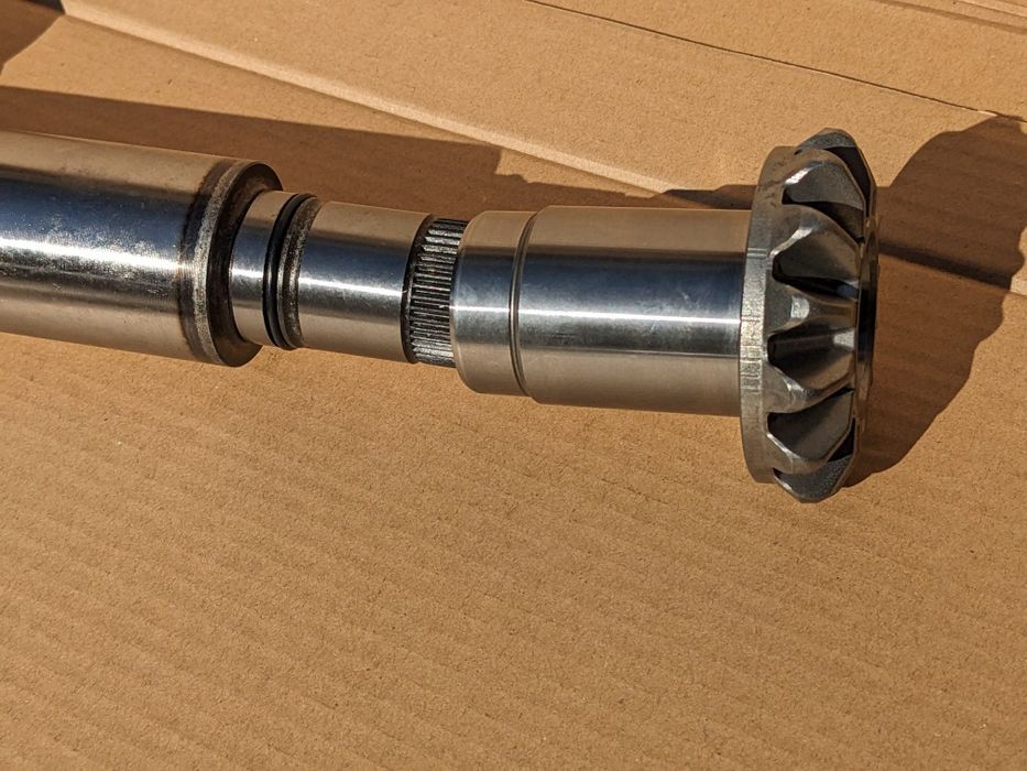 Полуось правая крафтер Man 2017- шрус сателіт