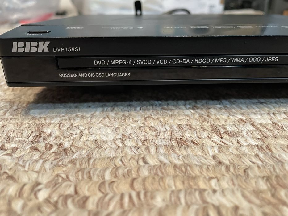 Проигрыватель  DVD фирма BBK