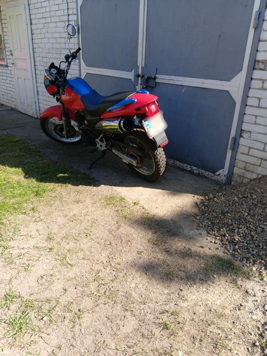 Мотоцикл Honda fx650