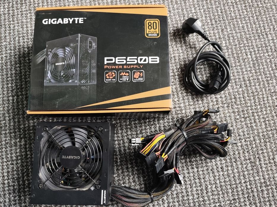 Zasilacz Gigabyte P650B 650W 80+ BRONZE ATX