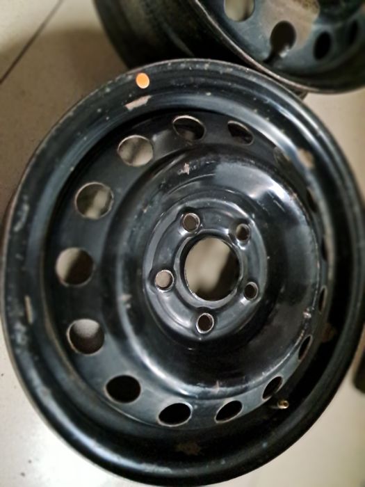 Диски металеві  r15 5x114,3 nissan kia hundai renault