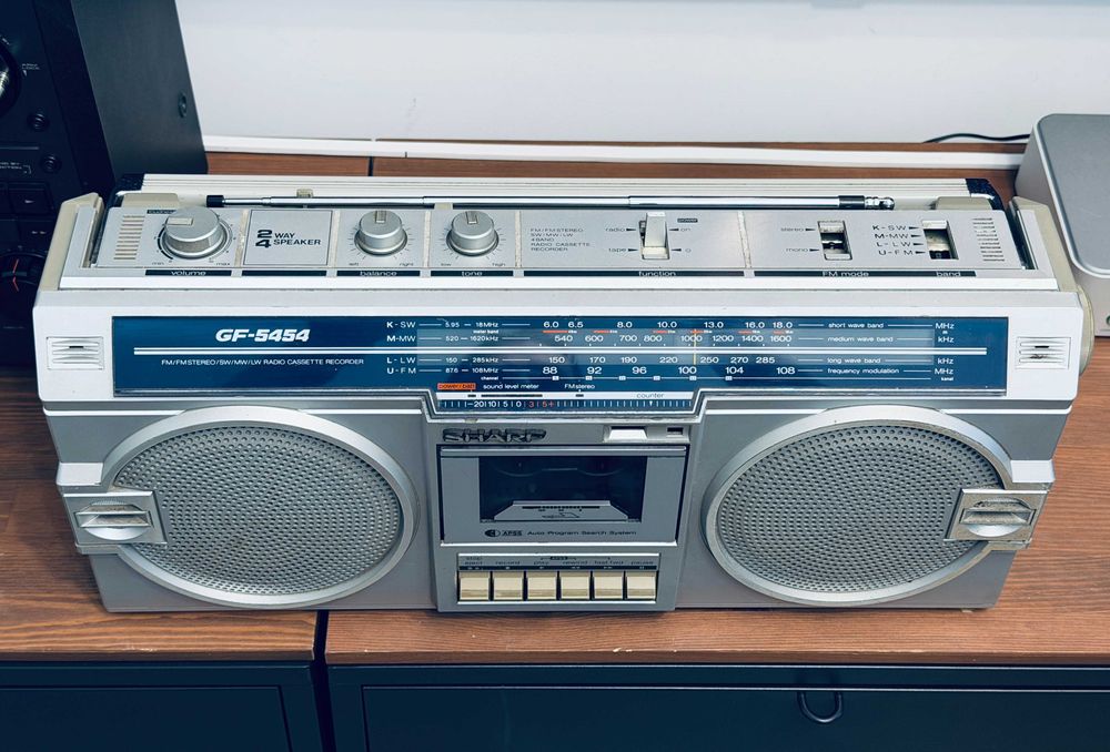 ‼️ Sharp GF-5454 бумбокс ~1980 Japan 4 динамика APSS ℹ️ обслужен