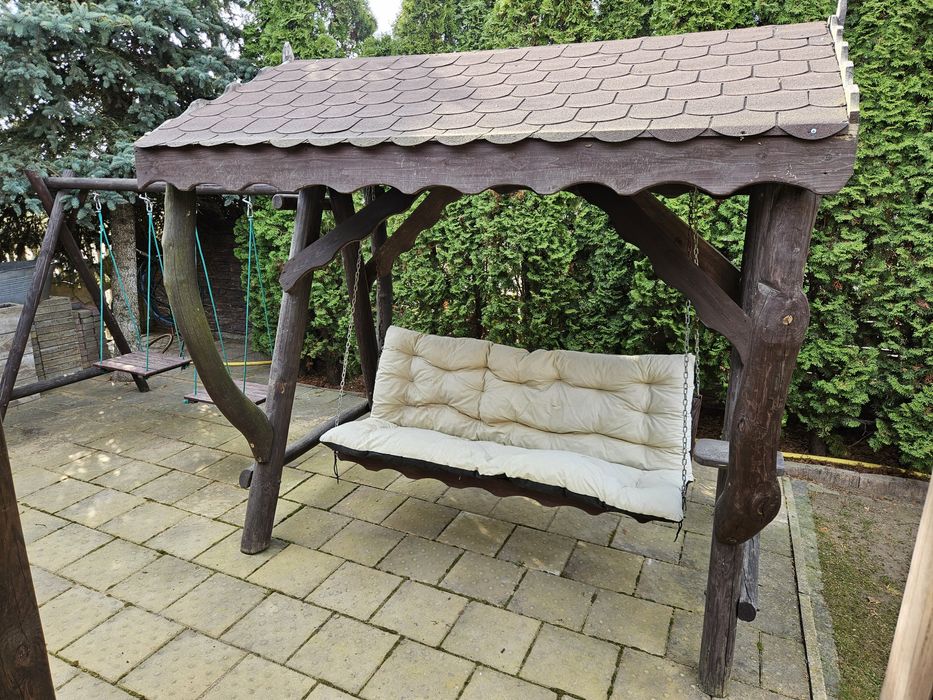 Duża huśtawka ogrodowa