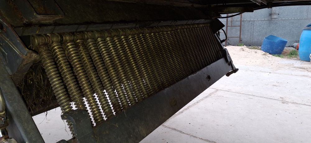 Przyczepa samozbierająca Claas quantum