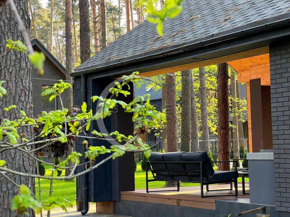 Продаж 2 поверхового будинку 160м2 в КТ Green Lake с.Бобрица Заозерна 88а
