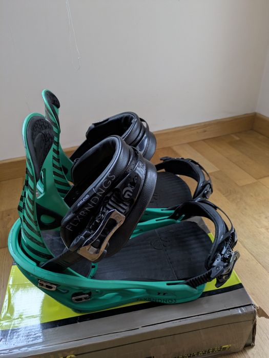 Flux TT M L wiązania snowboardowe snowboard zielone Burton Union