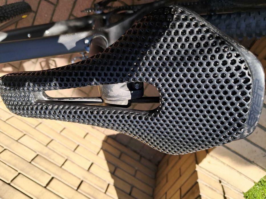 Rower MTB The Black full carbon