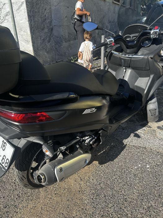 Piaggio mp3 300 2015