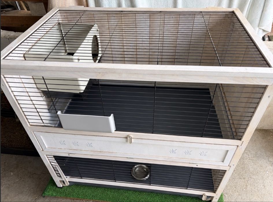 Vendo gaiola de madeira