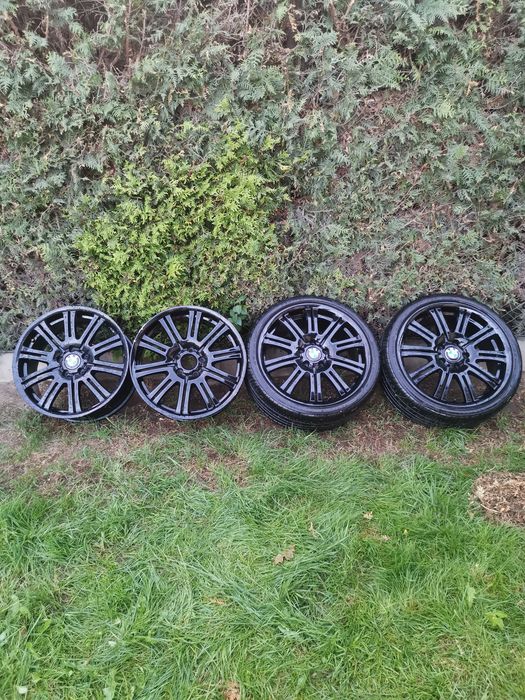 felgi czarne 19 cali 5x120 8j