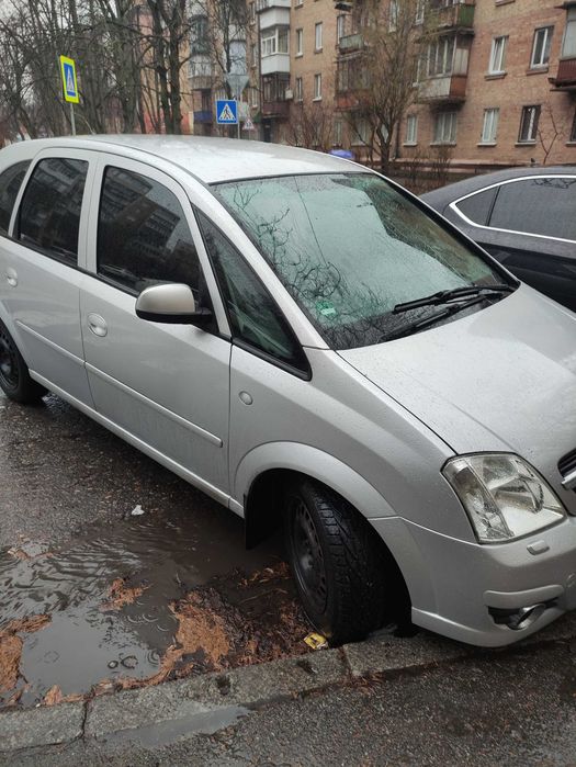 Продам Опель меріва