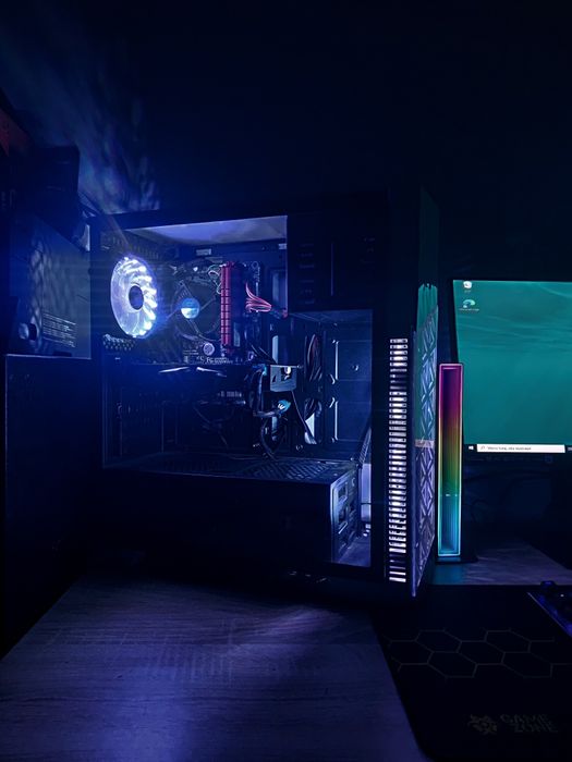 Komputer gamingowy i5 Radeon
