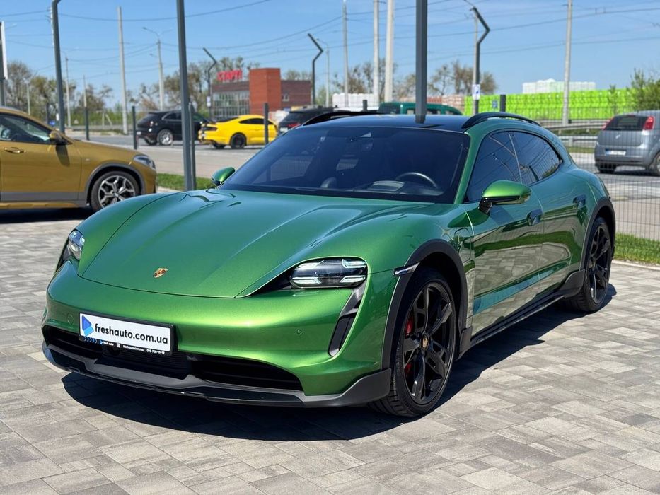 Porsche Taycan 2021 freshauto