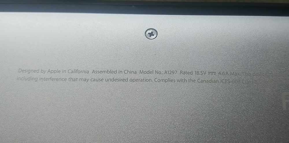 Apple MacBook Pro 17" A1297