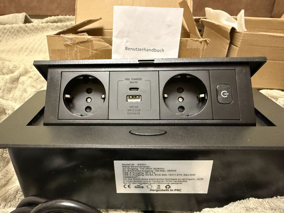 Розеточный блок в столешницу Type-S и USB