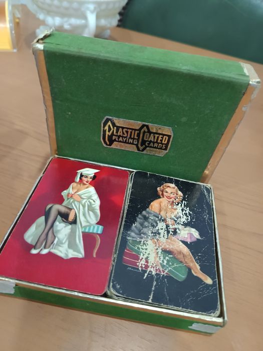 Baralho de Cartas Vintage Pin-Up Arrco Duratone (Anos 50) - Caixa Dupla