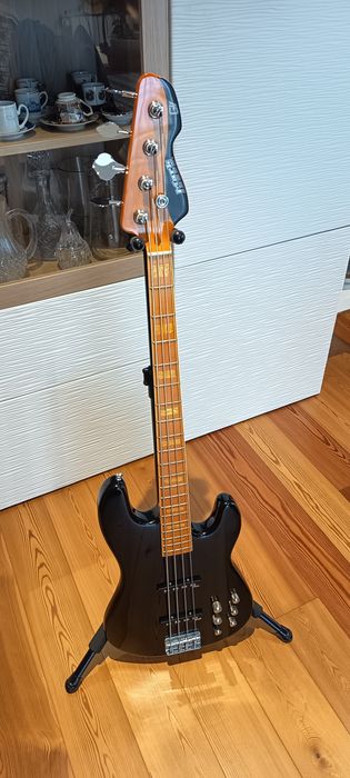 Baixo Markbass Gloxy 4