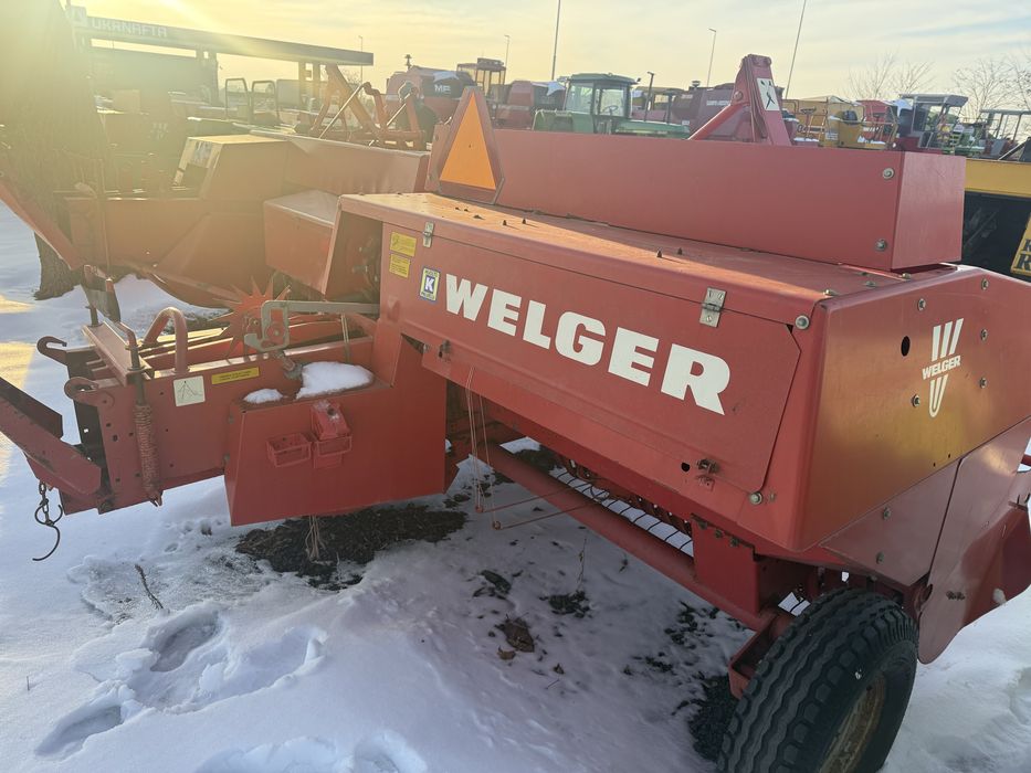 Прес-підбирач Welger AP400 3шт