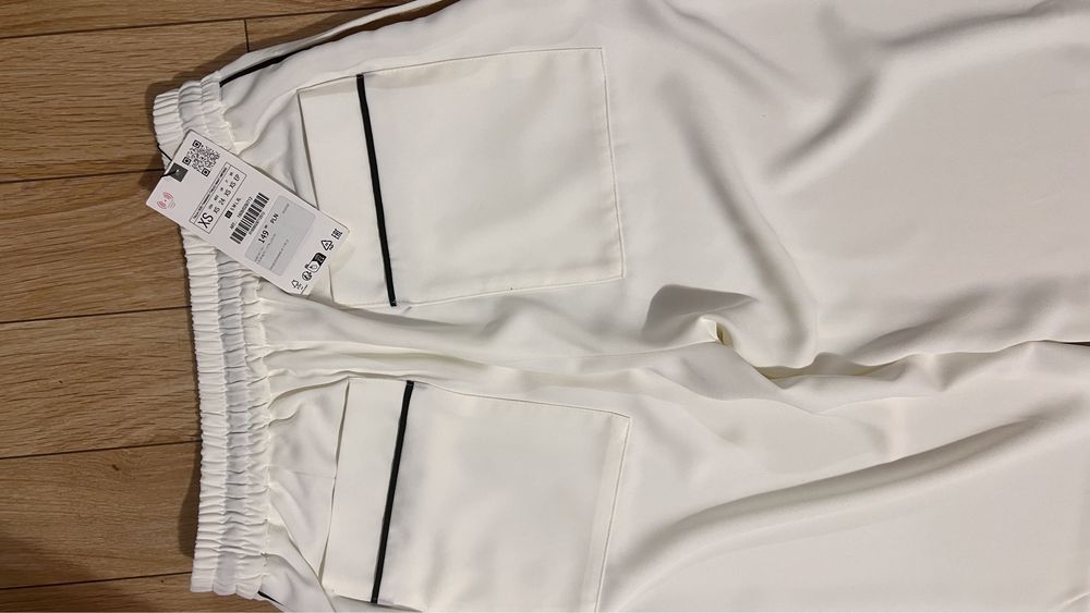 Zara xs новые штаны брюки с лампасами