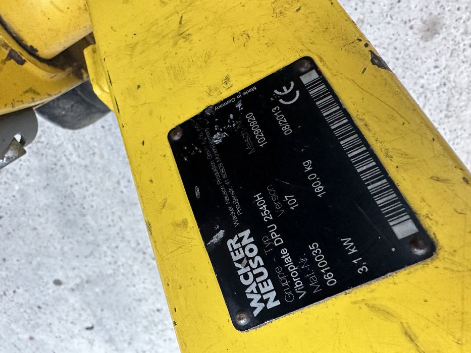 Віброплита дизельна Wacker Neuson DPU 2540 H реверсивна трамбовка