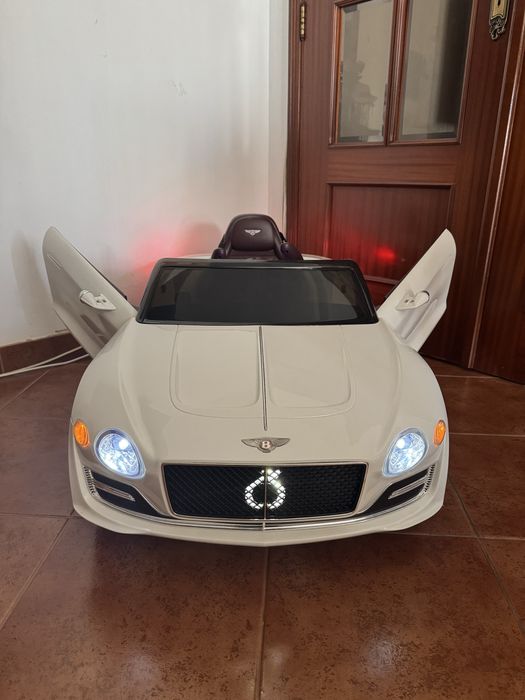 Carro elétrico infantil Bentley