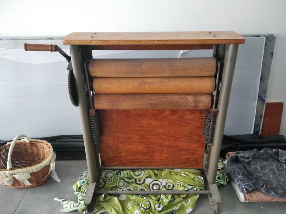 Stary magiel na korbę