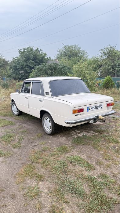 Продам ваз 2101  звони на вайбер