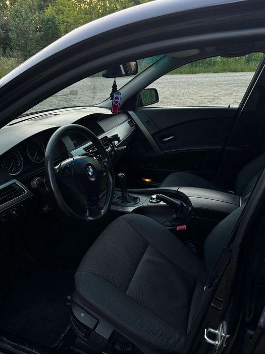 BMW Seria 5 bmw E60 525D