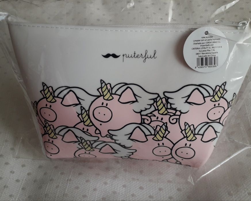 Necessaire para Maquilhagem em Silicone