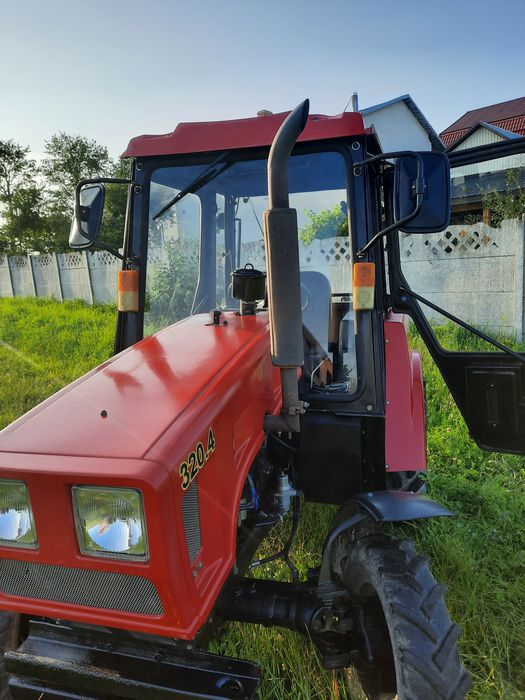 трактор ,мінітрактор