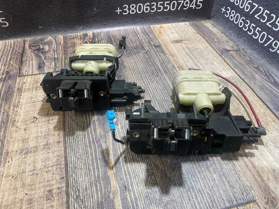 Замок механізм кришки багажника Mercedes-Benz S-Class W220 A2208000476 / A2208000575 / A2207500185