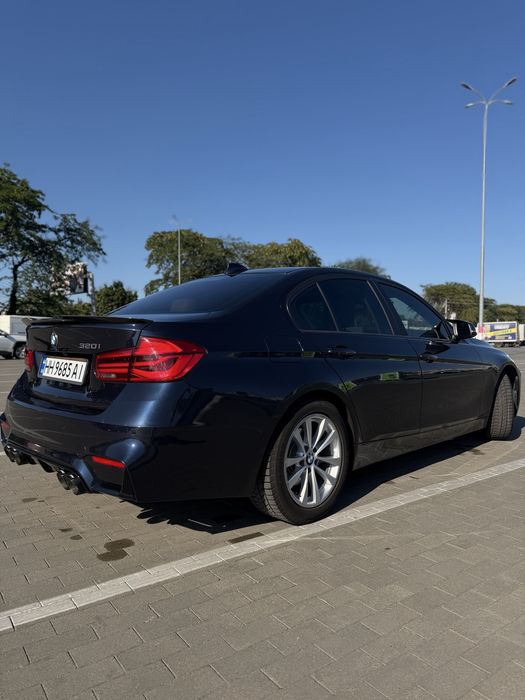 BMW 3 Series 2016 VIN WBA8E1G58HNU13548 фото оголошення 4 з 8