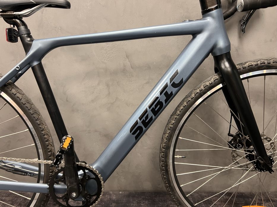NOWY GRAVEL, rower elektryczny SEBIC 36v 10 AH LG 17 KG Bafang Przerzutki SORA 1x9/ POWYSTAWOWY