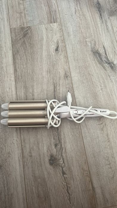 Плойка для волосся