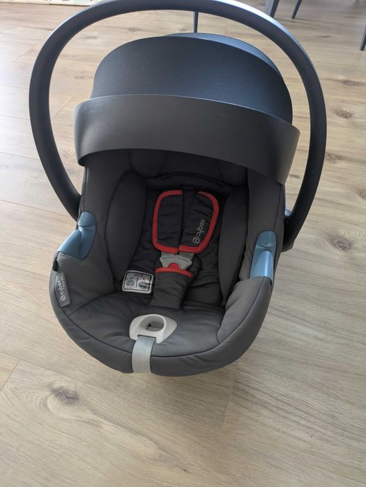 Fotelik samochodowy cybex/ Nosidełko