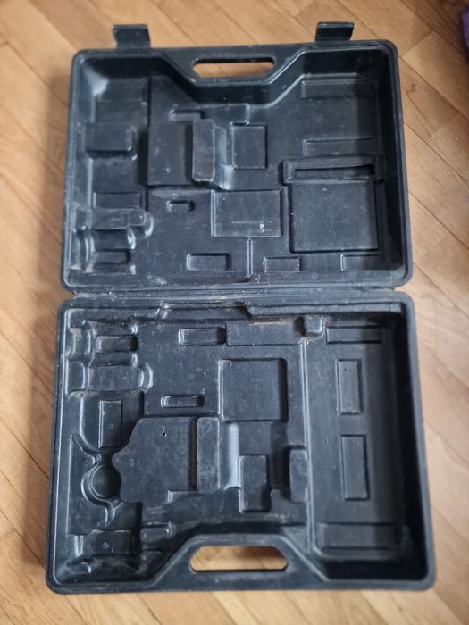 Для рибалки ящик- діпломат з пластику