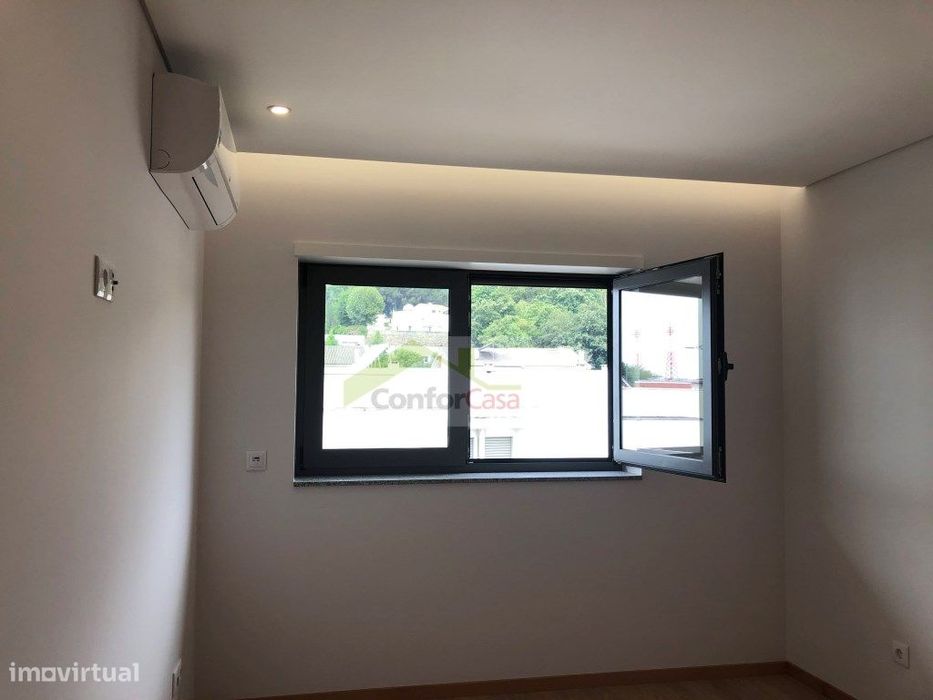 Apartamento T3 - Ar condicionado-amplas varandas- 2 Boxs -Gualtar