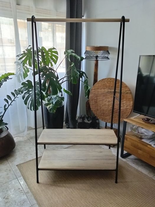 Cabide de entrada ou quarto