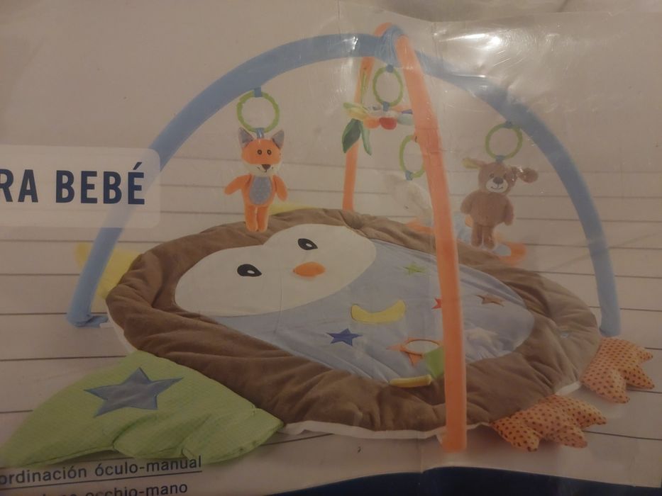 Manta de activodades para bebé