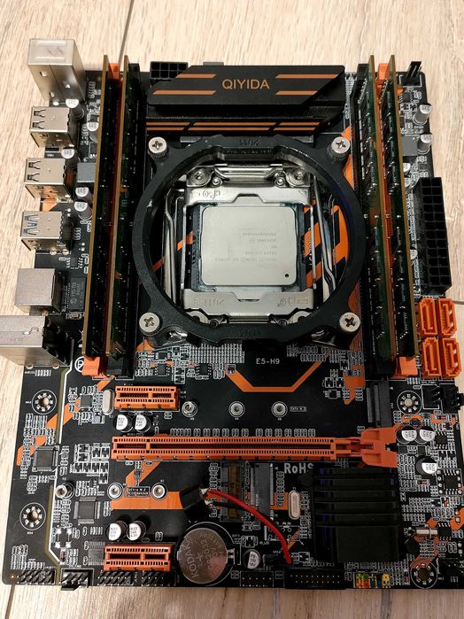 Материнська плата комплект Qiyida X99 E5 H9 DDR4 32 gb  xeon e5 2670v3
