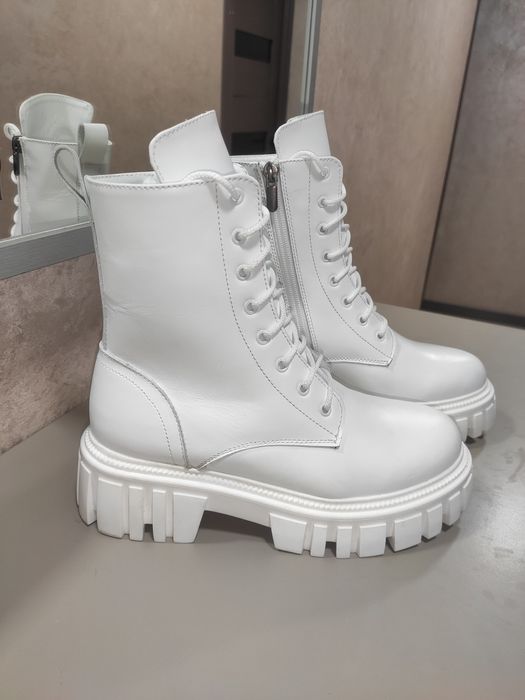 Берцы женские зимние и демисезонные, разные цвета и модели