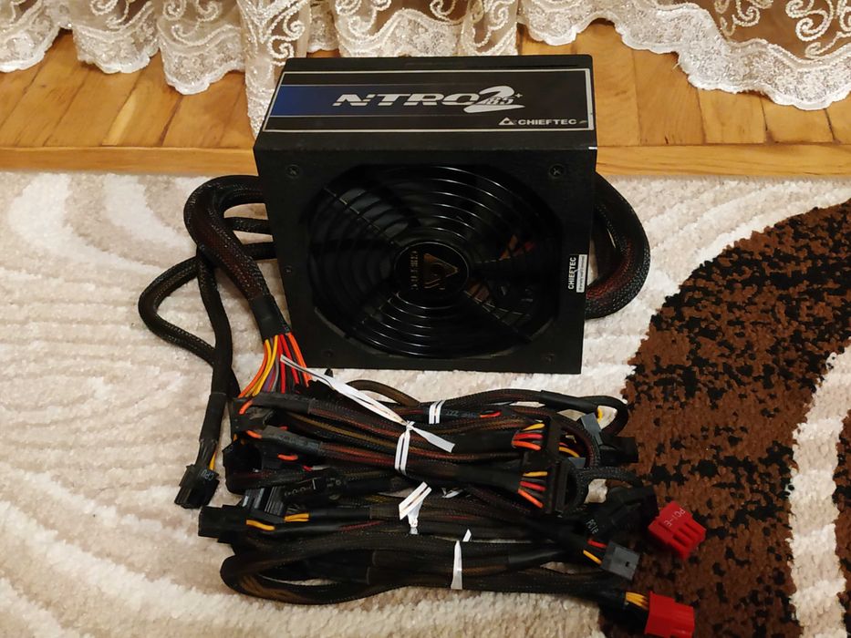 блок питания 850w CHIEFTEC