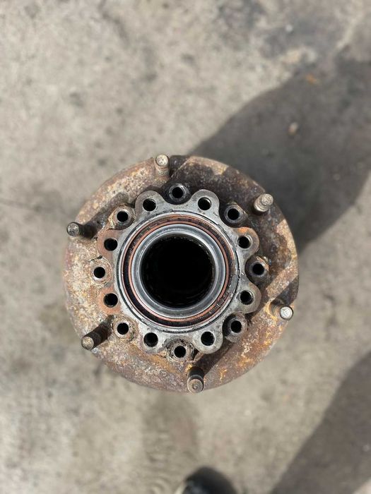 Ступица задняя Мерседес Атего