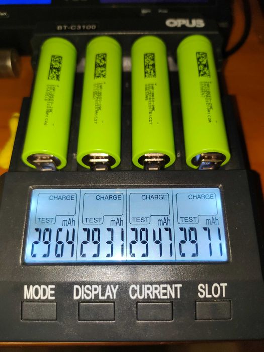 Dmeg 29e INR 18650 10A.3000mAh.