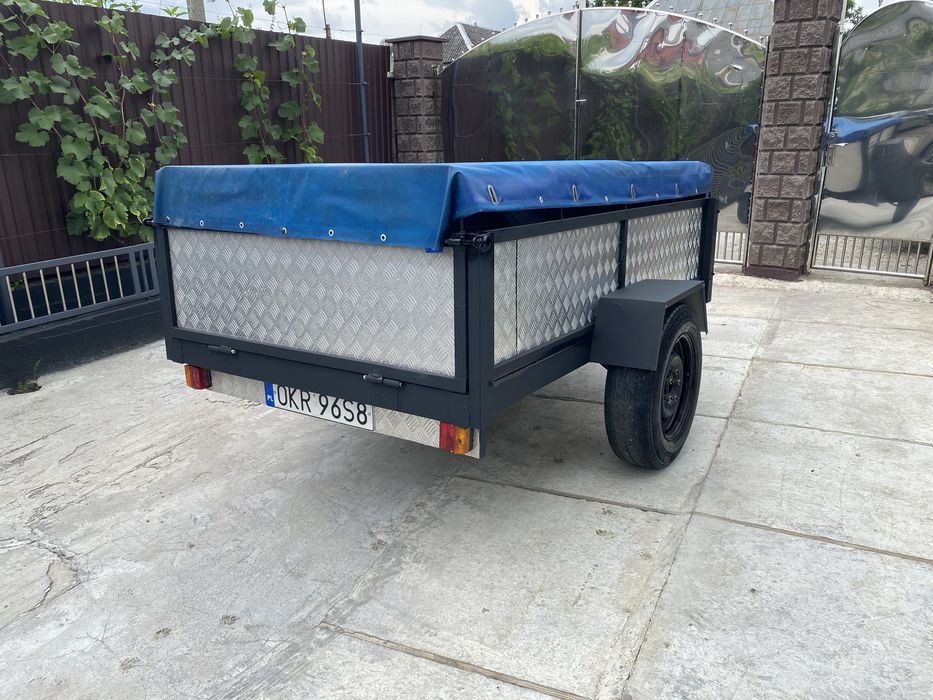 Прицеп одноосний.