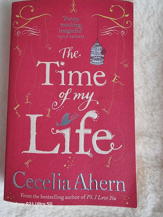 Livros em inglês e português